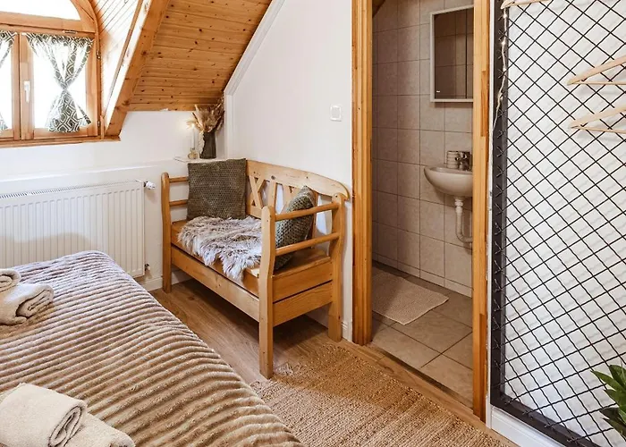 Rafi Vendeghaz 아파트 *