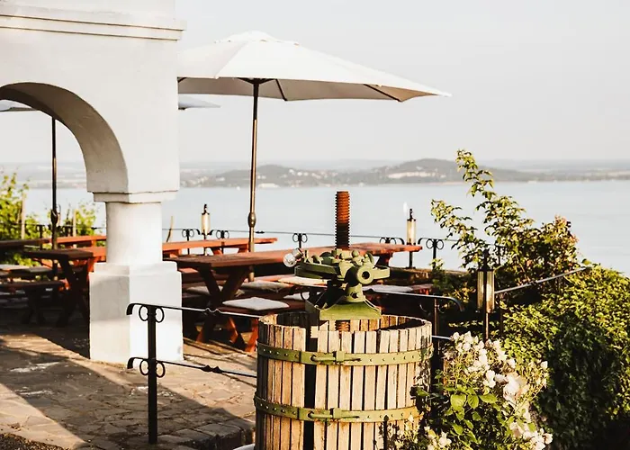 דירה Rafi Vendeghaz